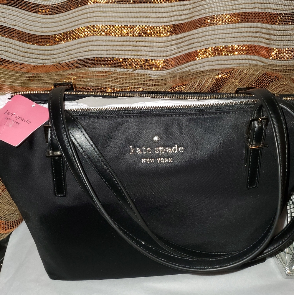 👛Authentic Kate Spade Tote (NWT) - Picture 1 of 3